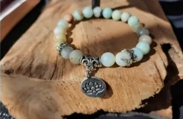 KAIRANGI ITI” - BRACELET MADE OF NATURAL STONE