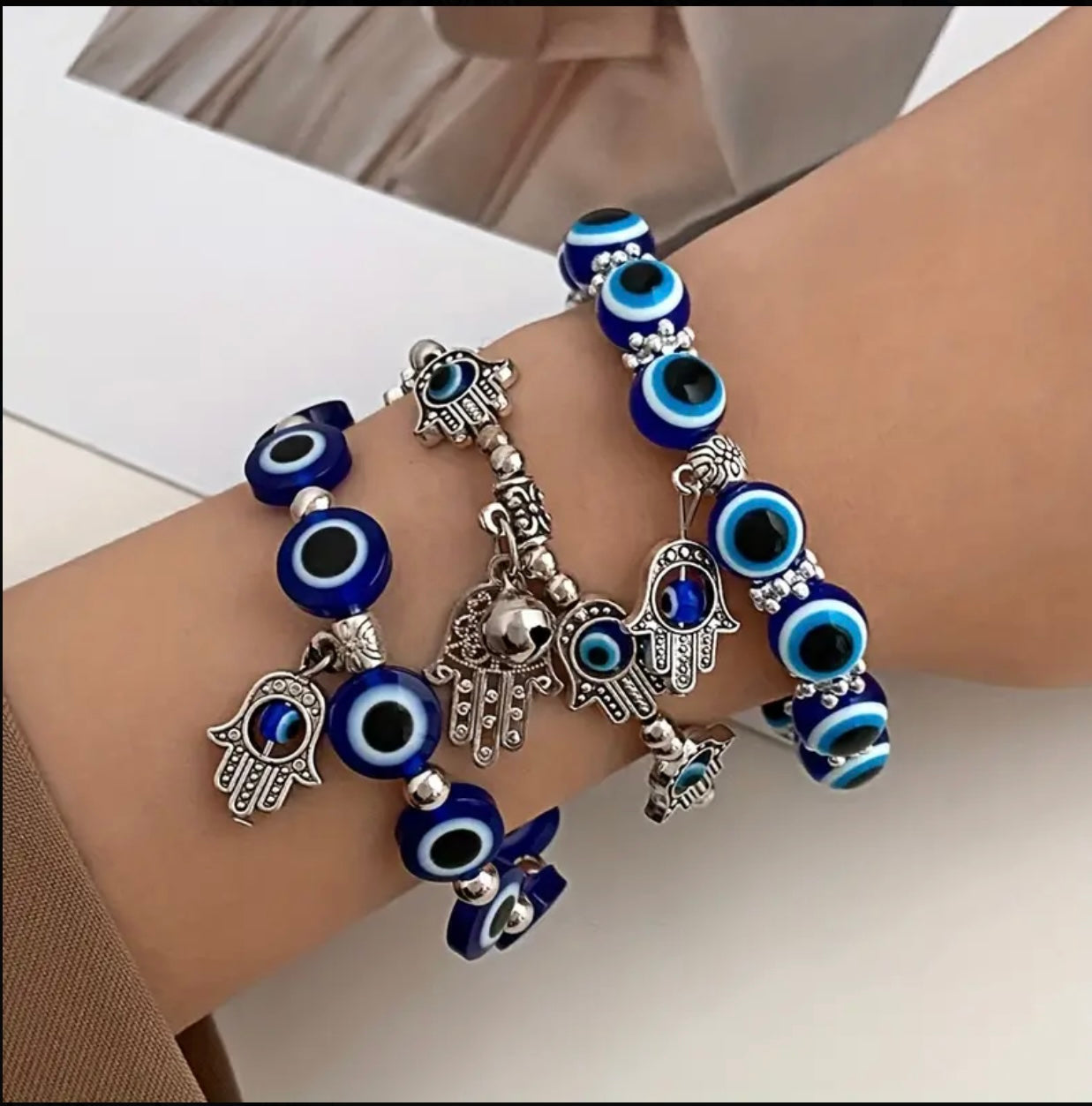 Unisex Hamsa Hand of Fatima Beaded Charm stretch Bracelets with Blue evil Eye amulet for Luck, Protection, and Blessings